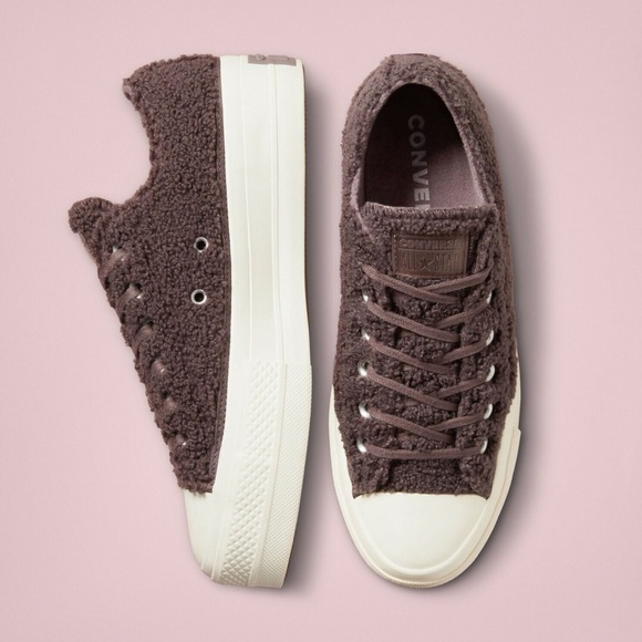 Converse Chuck Taylor All Star Platform Low Cozy Sherpa Purple Ore Size 8.5 - Picture 3 of 14